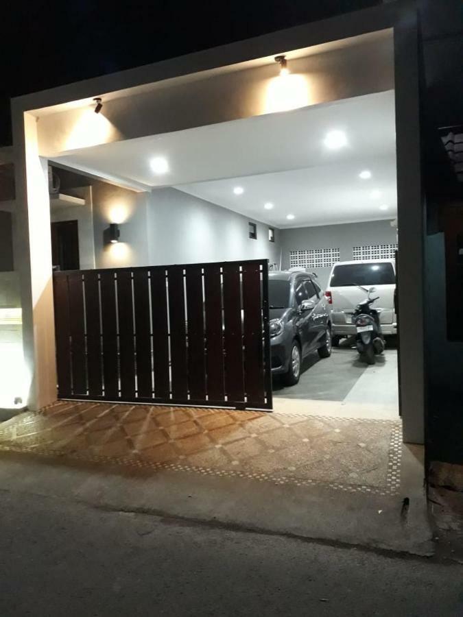 Imperial Villa Syariah Yogyakarta Eksteriør bilde
