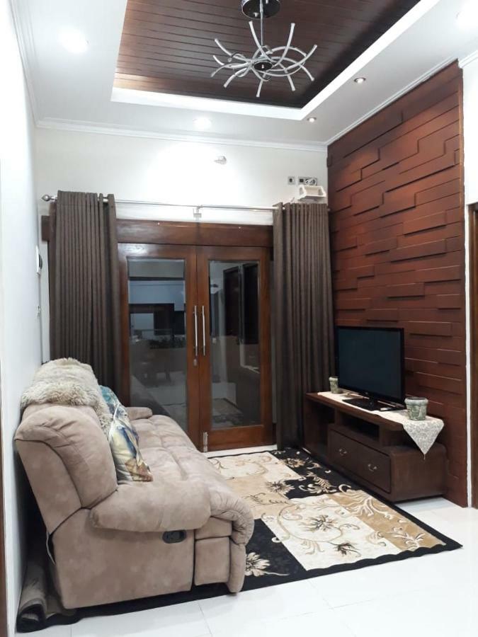 Imperial Villa Syariah Yogyakarta Eksteriør bilde