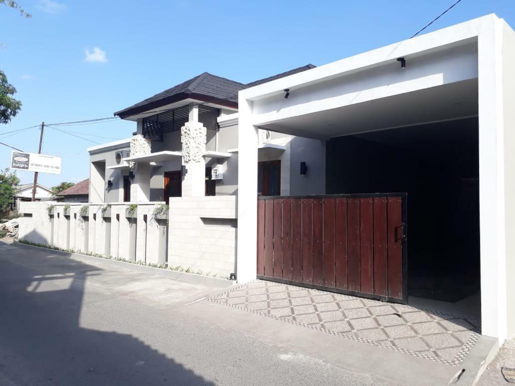Imperial Villa Syariah Yogyakarta Eksteriør bilde