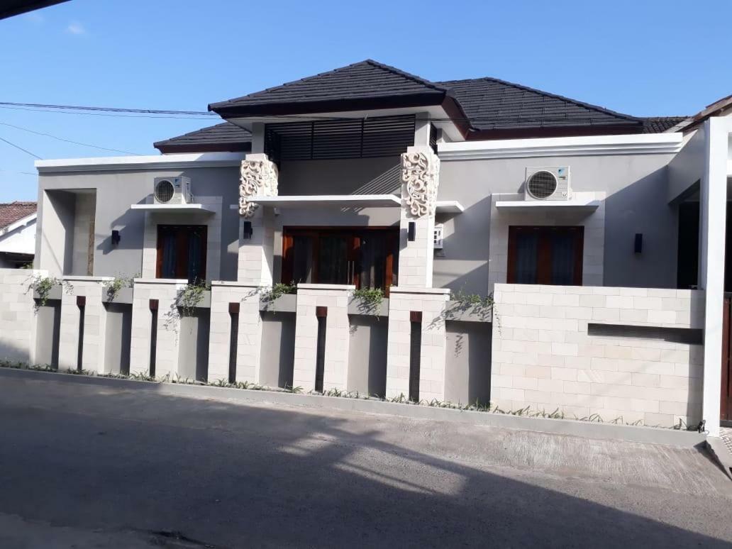Imperial Villa Syariah Yogyakarta Eksteriør bilde